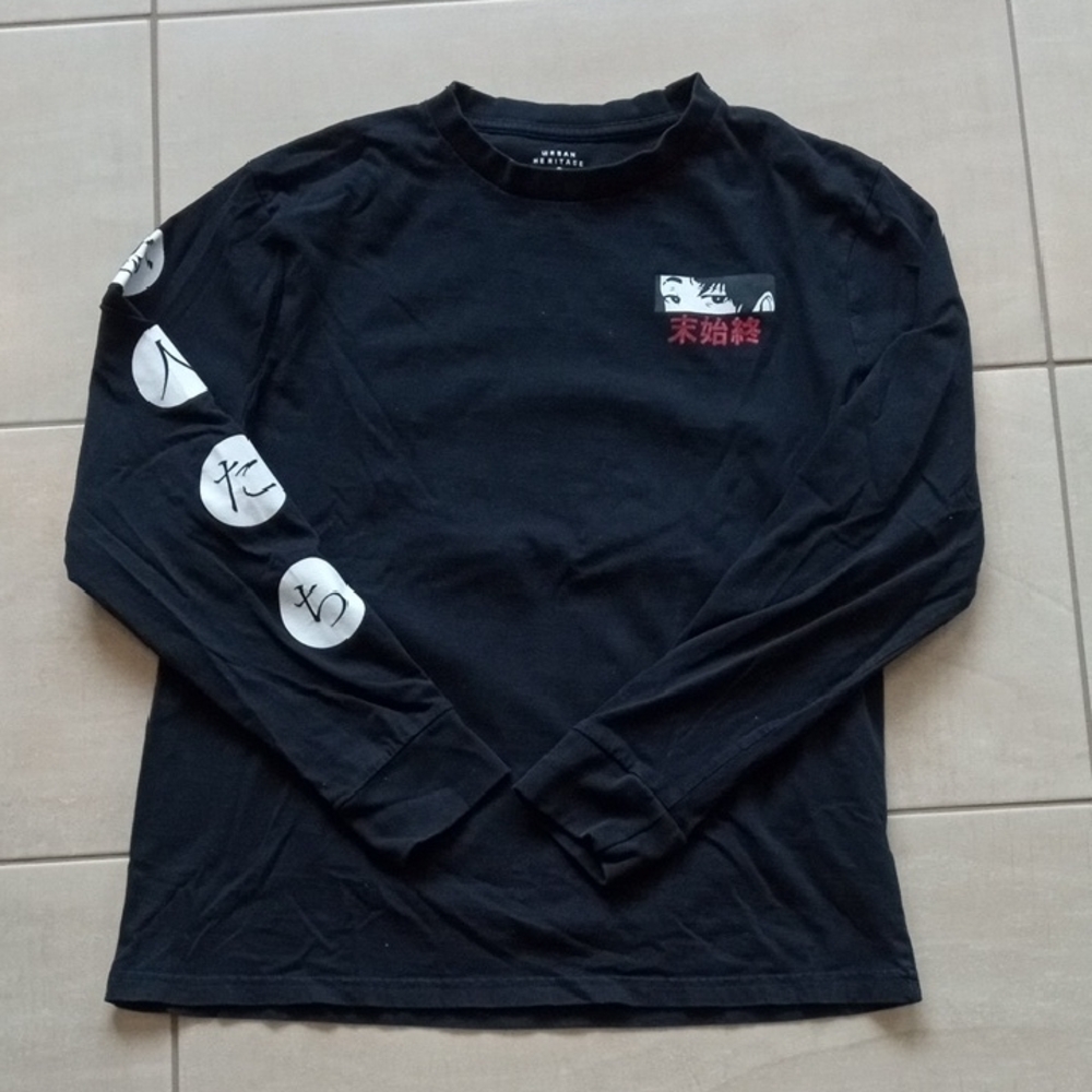 Urban Heritage Black Long-Sleeve Anime Graphic Tee with White Sleeves